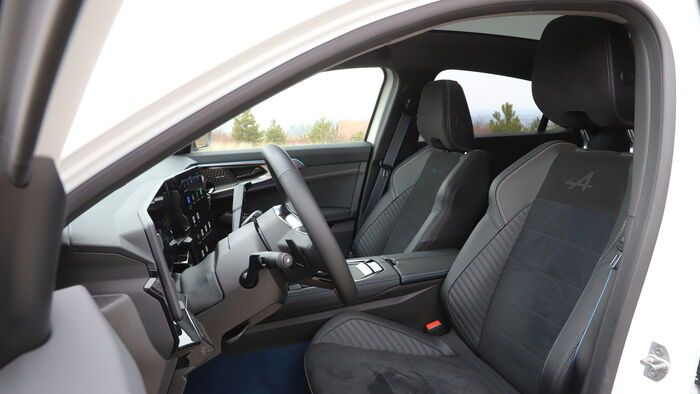 Renault Rafale PHEV teszt