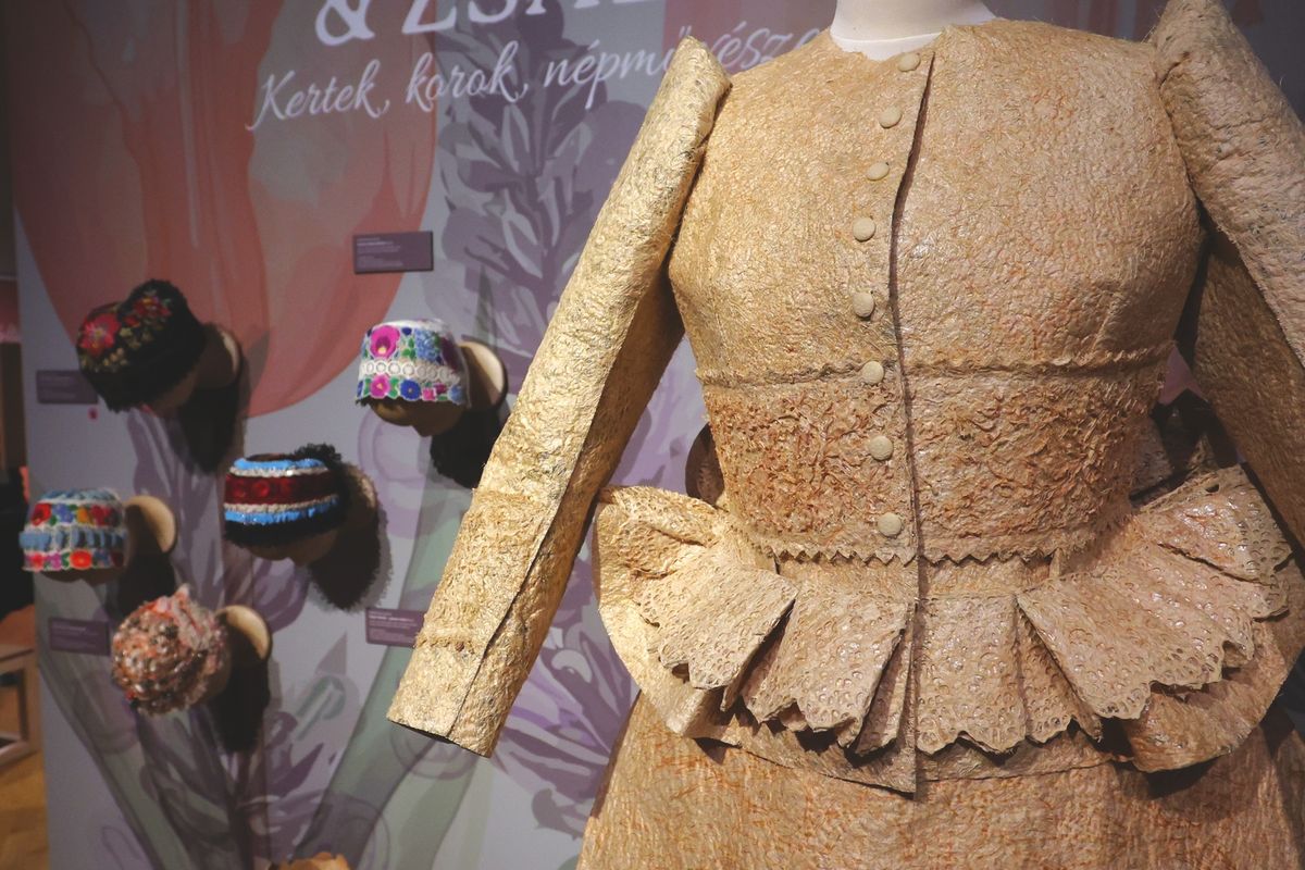 20260104 Budapest
A „Tulipán & zsálya – Kertek, korok, népművészet” a Hagyományok Háza kiállítása.
fotó: Havran Zoltán (HZ)
MW