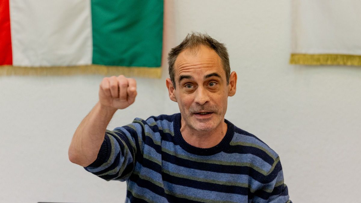 Botrány a XII. kerületi ülésen, menekülőre fogta a kutyapártos vezetés