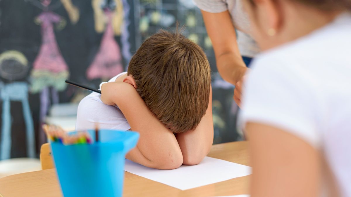Vádat emeltek a gyerekeket bántalmazó bölcsődei nevelőnő ellen