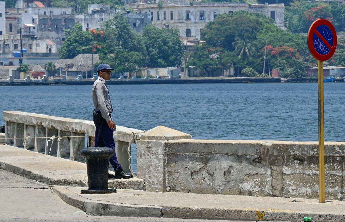 A kubai hatóságok fegyvereket is találtak a csónakban 