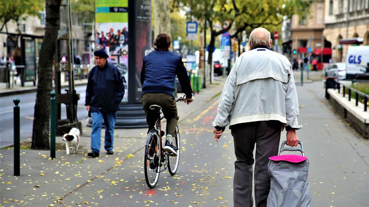 Nemzetközi szervezet vizsgálta a magyar nyugdíjasok helyzetét ‒ De vajon helytállóak-e a megállapításaik?