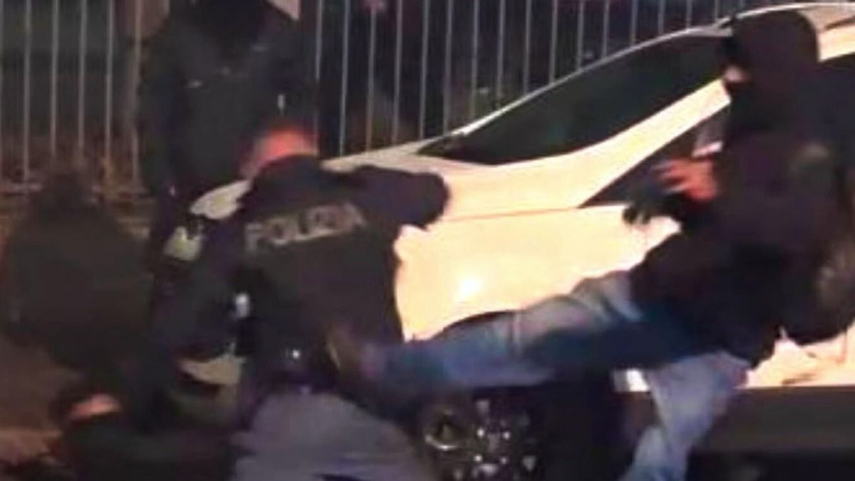 Bayer Zsolt: Lenin-fiúk terrorja