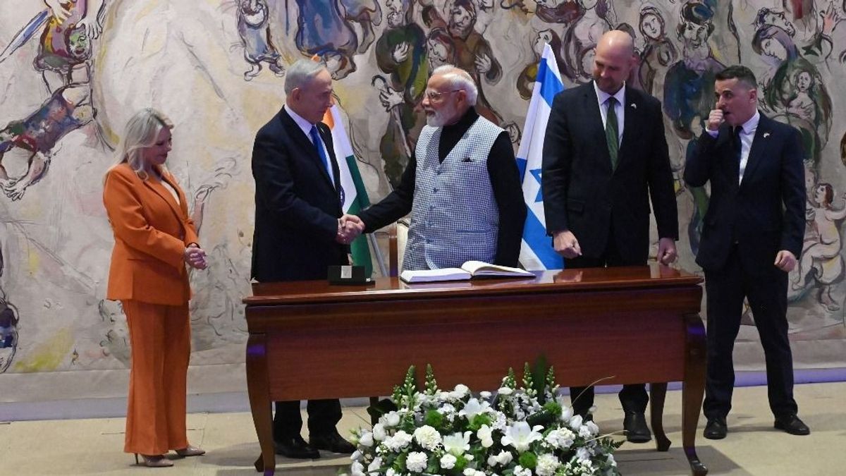 Történelmi pillanat Jeruzsálemben – Modi szavai után állva tapsolt a Kneszet + videó