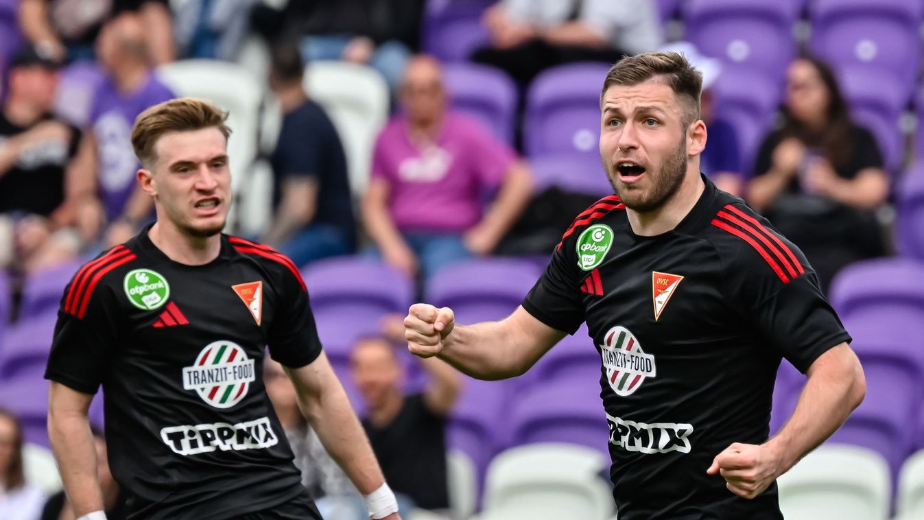 Bárány Donát
Budapest, 2025. április 13.
A gólszerző Bárány Donát, a Debrecen játékosa (k), mellette csapattársa, Vajda Botond (b) a labdarúgó OTP Bank Liga 27. fordulójában játszott Újpest FC - Debreceni VSC mérkőzésen a Szusza Ferenc Stadionban 2025. áp