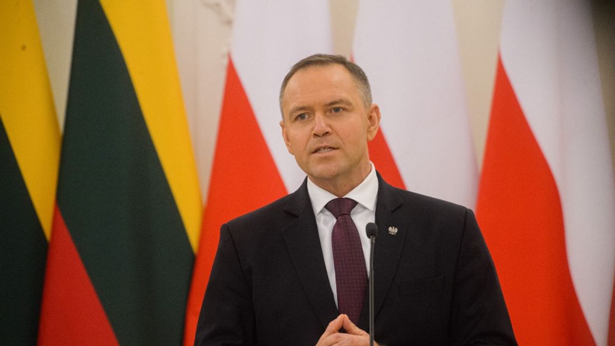 A lengyel jövőkép nem a leszerelésre és a békére irányul