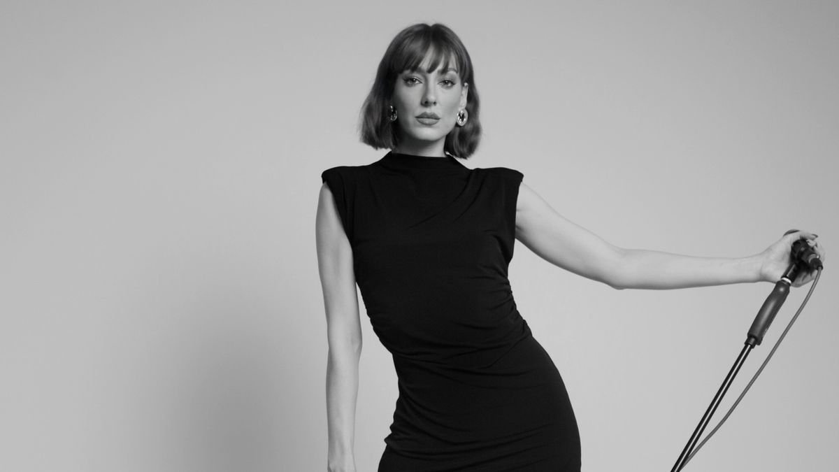 Horányi Juli triója akusztikus szerelmet varázsol a Várkertbe