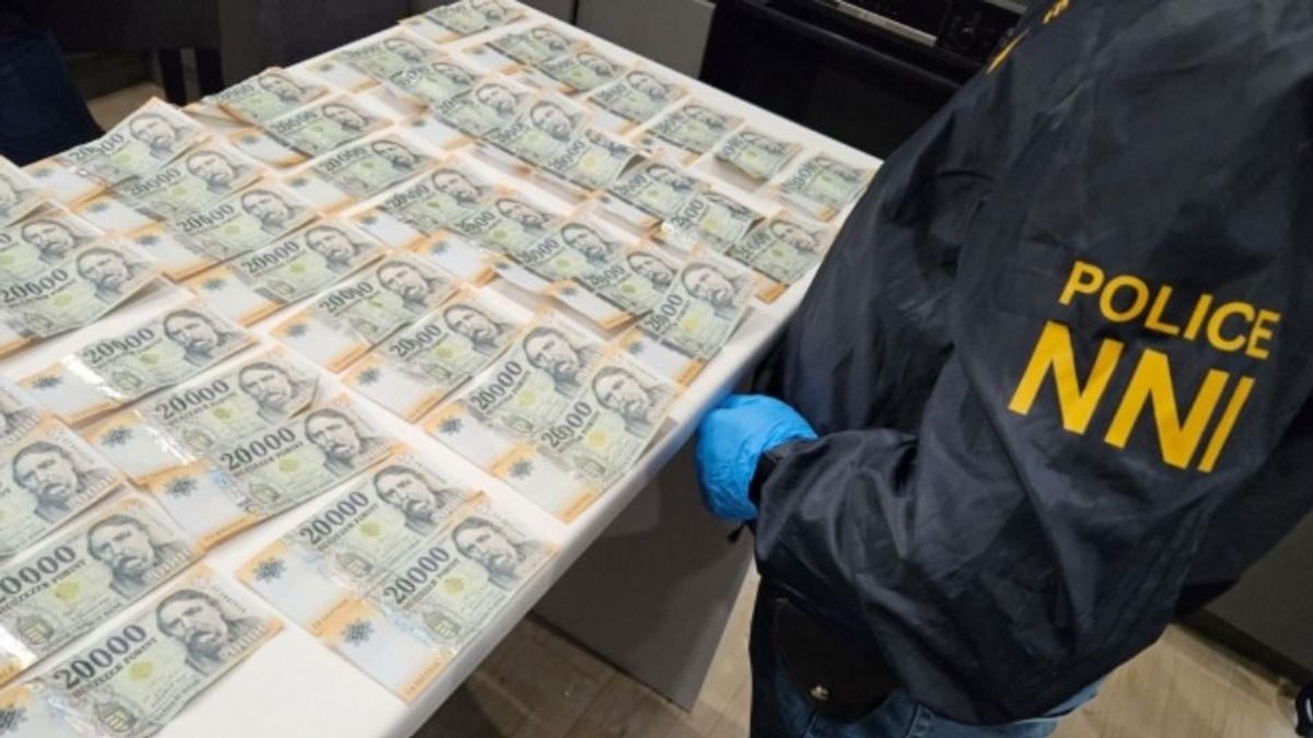 Egyedi árukapcsolás: drogot is kínáltak a használt autók mellé Debrecenben