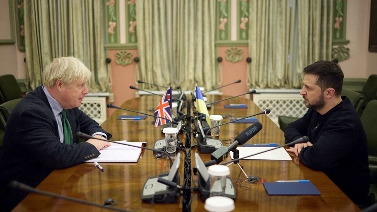 Brüsszel Ukrajna mellé állt, Zelenszkij európai katonákat kér, Fico pedig visszavág