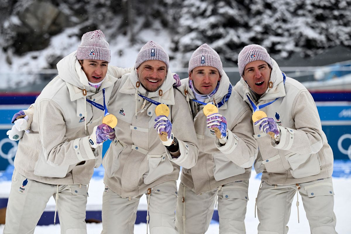 Jürgen Klopp vigyázó szemei előtt a francia biatlonváltó írt történelmet a téli olimpián, a német csapat nem szerzett érmet