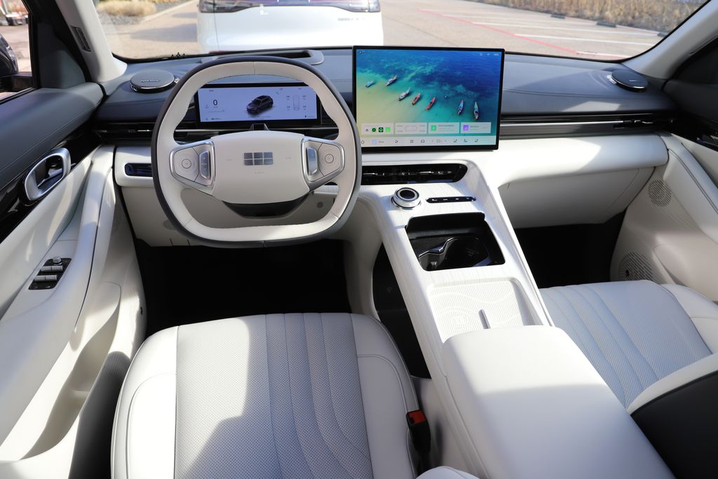 Geely E5 és Starray EM-i bemutató