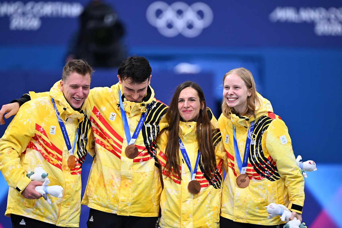 Óriási volt az öröm az olimpiai bronzérmes belga korcsolyázóknál, akik a magyar segítségért is hálásak