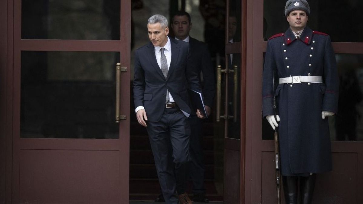 Andrej Gjurov, a nemzeti bank volt alelnöke, Bulgária ideiglenes miniszterelnöke