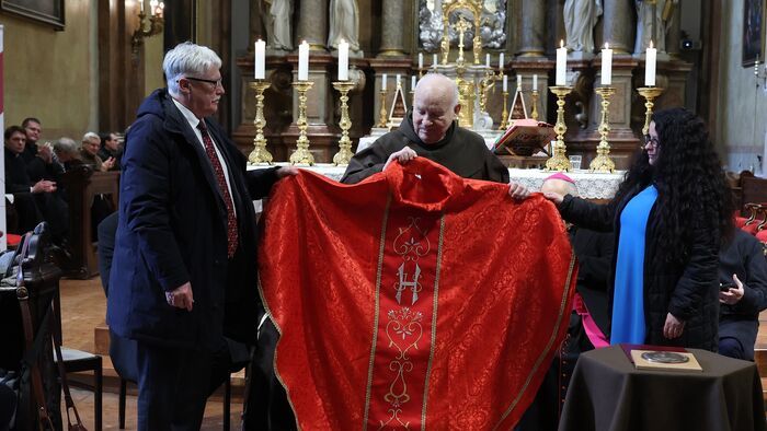 Reisz Pál ferences szerzetes kapta az idei Hit pajzsa díjat