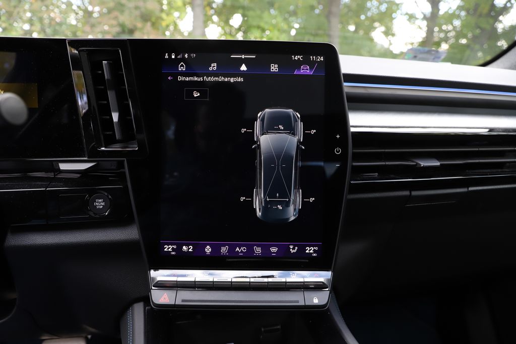 Renault Rafale PHEV teszt