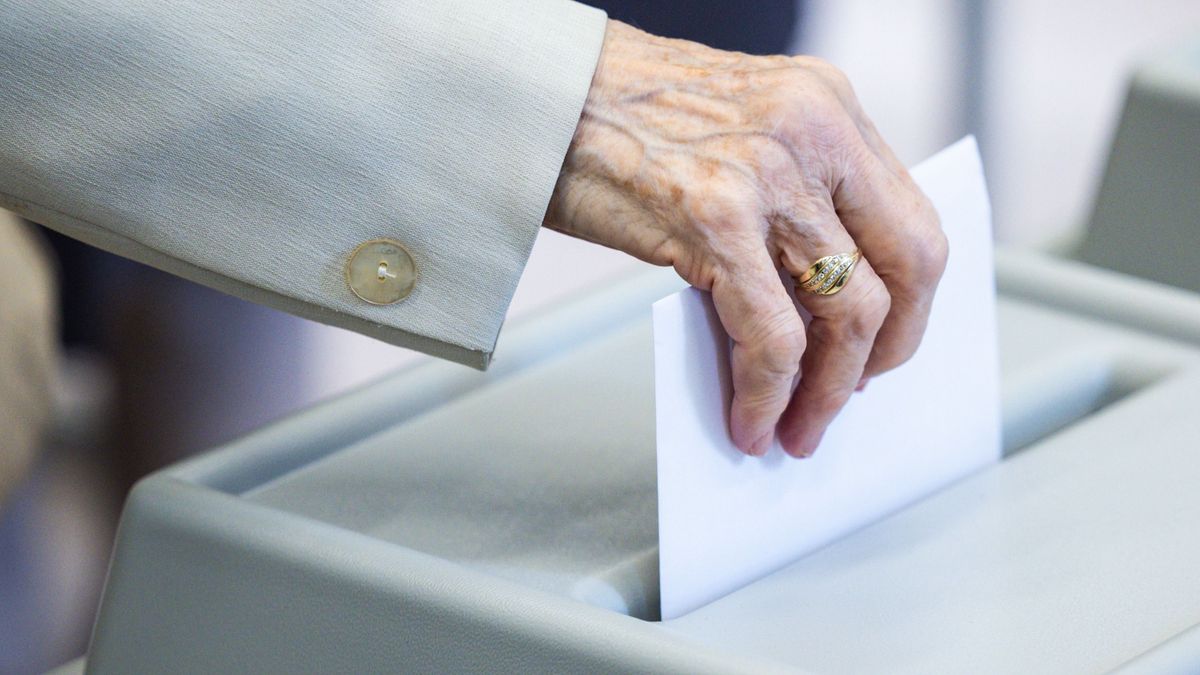 Kalaznón újraválasztották a korábbi polgármestert