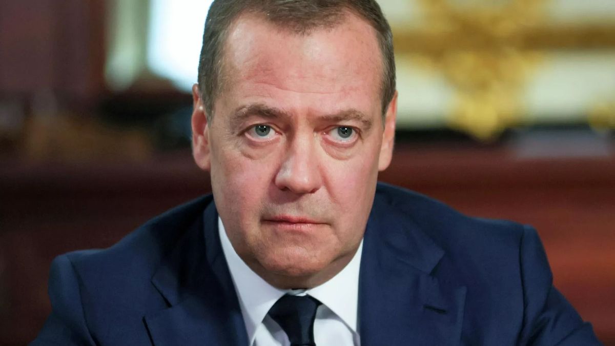 Medvegyev páros lábbal szállt bele Amerikába, Trump vajon mit lép erre?