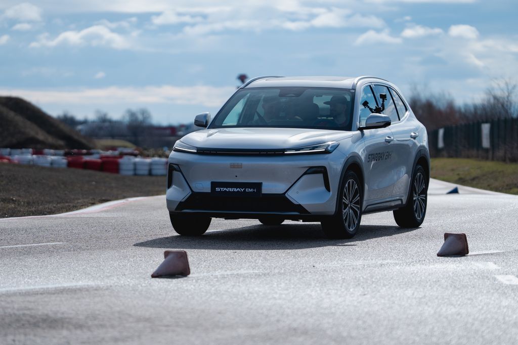 Geely E5 és Starray EM-i bemutató