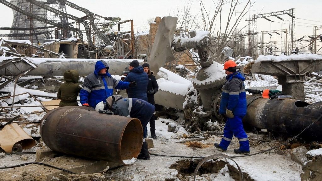 Összeesésig dolgoznak Kijev energiaszektorának helyreállítói