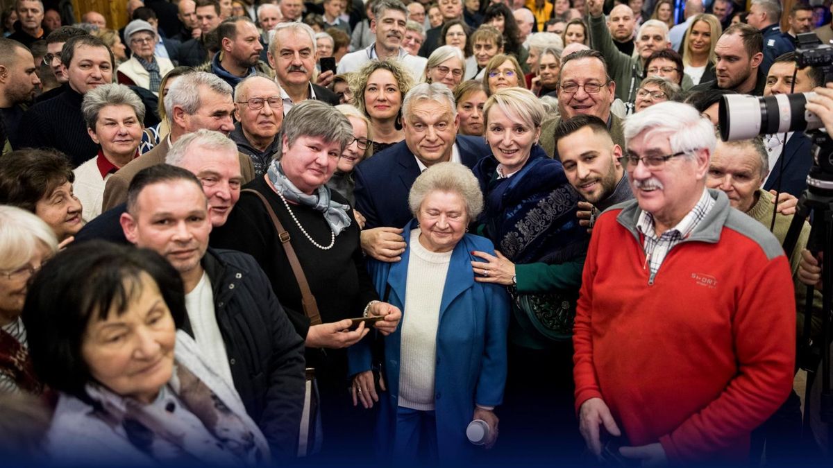 Orbán Viktor: Oroszlány velünk!