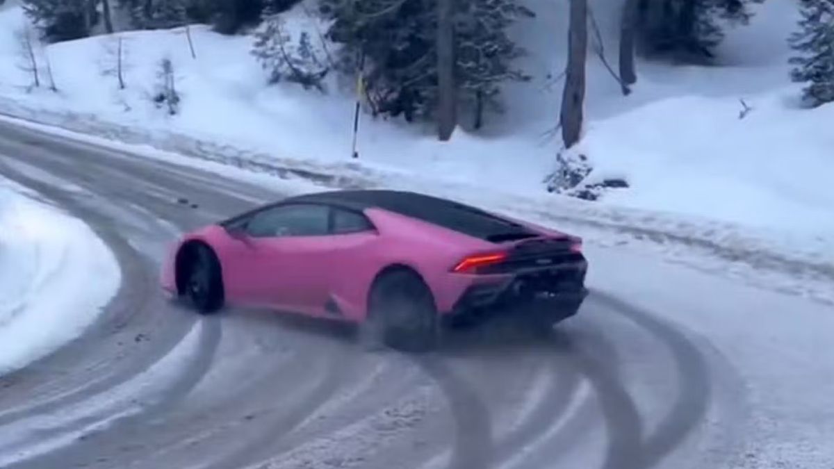 Gazdag autósok és influenszerek játszótereivé váltak a hegyi utak