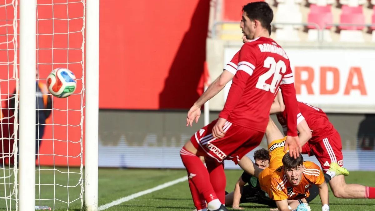 Beigazolódott Bognár György jóslata, két büntető is volt a Paks meccsén + videók