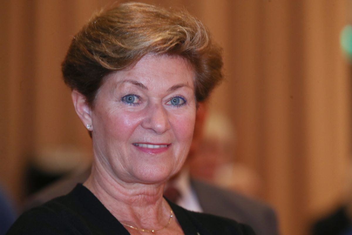 Regőczy Krisztina úgy véli, mára már a honosítás világtendeciává vált és egyáltalán nemcsak a korcsolyában fordul elő