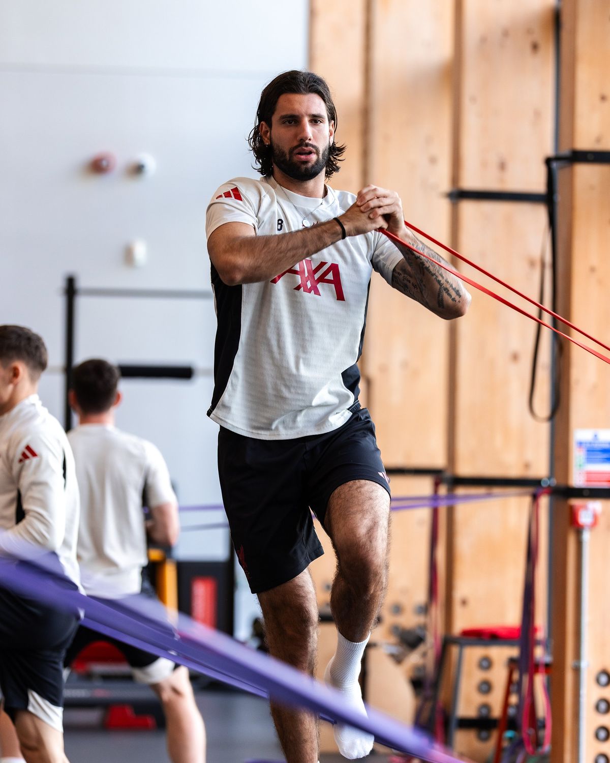 Ez a gyakorlat tetszik Szoboszlai Dominiknek a Liverpool konditermében Forrás: X/Liverpool FC