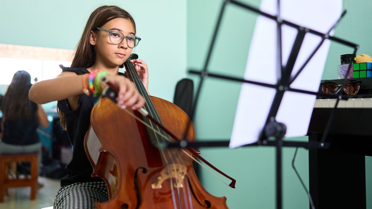 Hazai kutatás: mi formálja a serdülők kézügyességét?