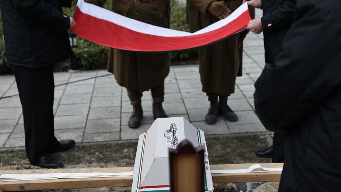 hősi halott magyar katona újratemetési szertartása Fiumei úti sírkert 