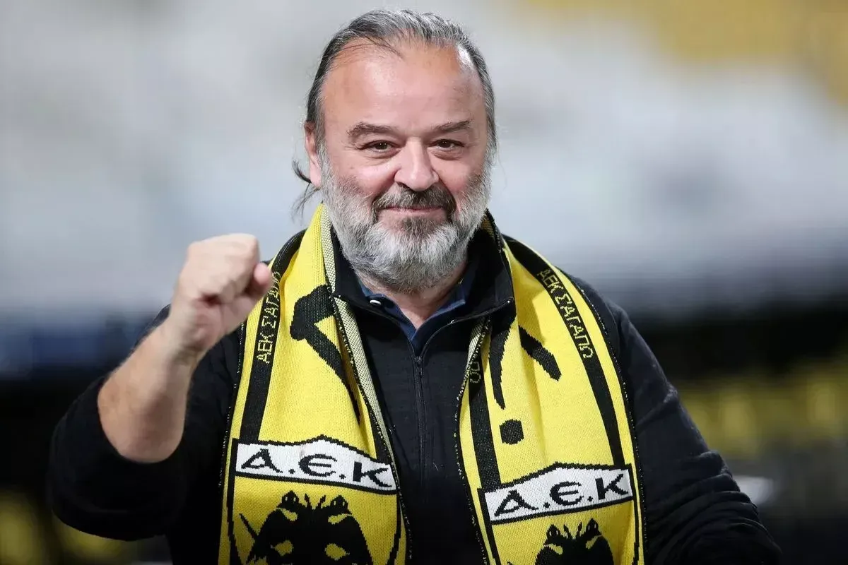 Varga Barnabás gólja is kellett ahhoz, hogy az AEK tulajdonosa, Mariosz Ilipolusz megkönyörüljön  Fotó: AEK Athén
