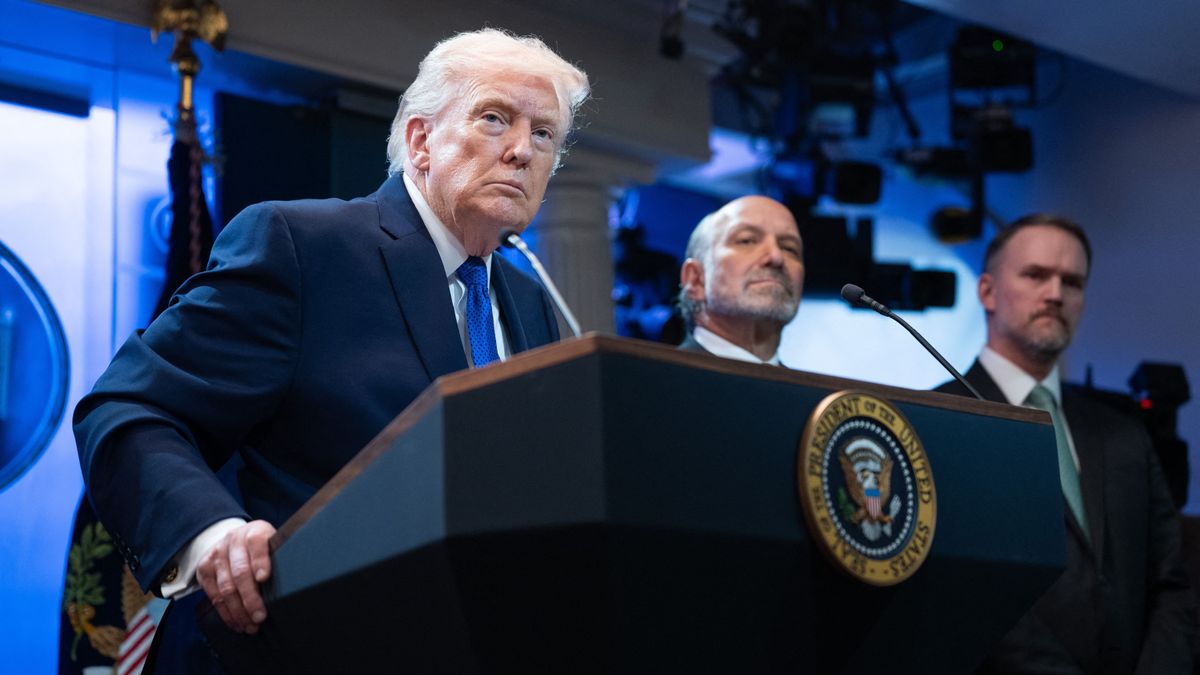 Donald Trump újra elismerően nyilatkozott Orbán Viktorról