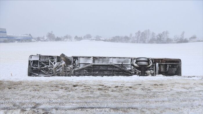 árokba borult busz Zala