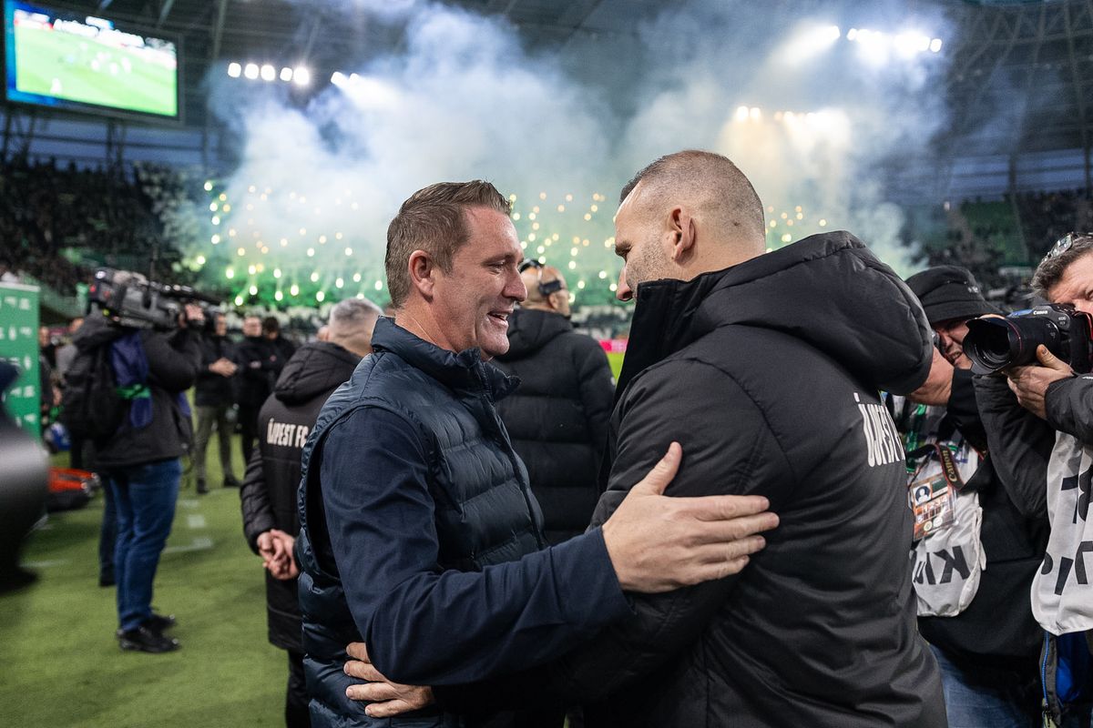 Robbie Keane és Szélesi Zoltán beszélgetett a derbi előtt, ekkor még mindketten mosolyogtak