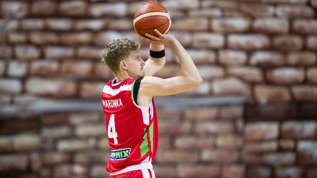 Maronka Zsombor jól kezdett, de korai volt még újabb magyar kosárcsodáról beszélni az első negyedben