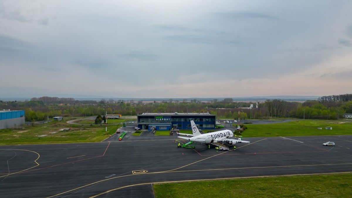 Fontos beruházás ért véget, bővült Magyarország repülőtéri kapacitása