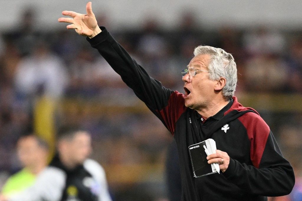 Bölöni László össztűz alá került Romániában a két legenda bírálata miatt