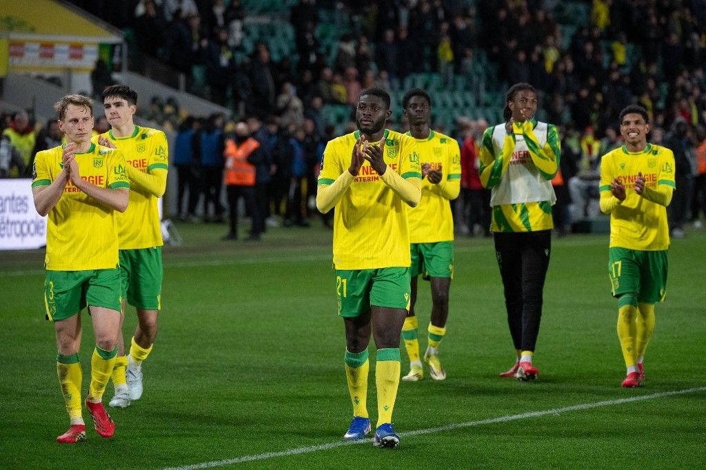 A Nantes játékosai ünnepli a Le Havre elleni győzelmet. Kapusuk, Anthony Lopes főszerepet játszott: szimulálással járult hozzá, hogy a társak táplálkozhassanak a ramadán idején