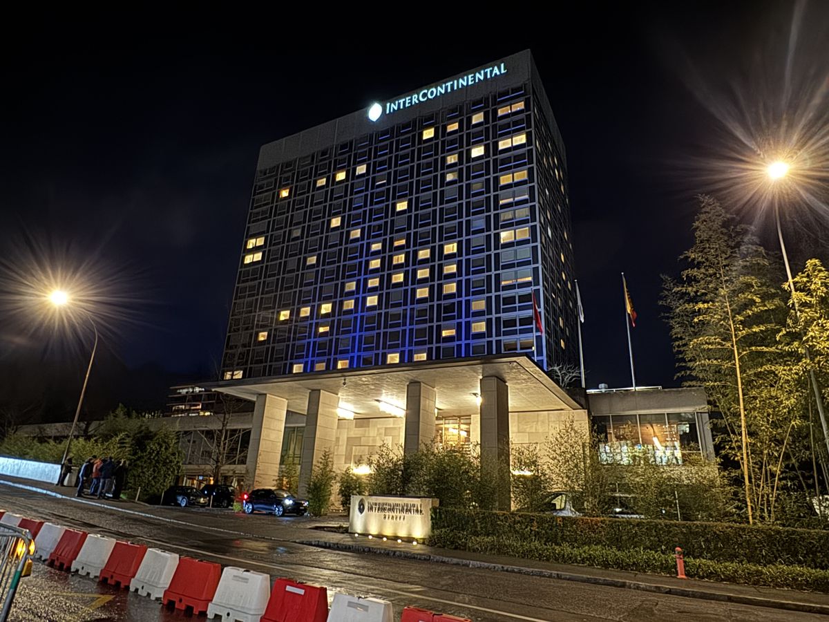 A svájci Genfben tárgyal egymással az orosz, az ukrán és az amerikai fél