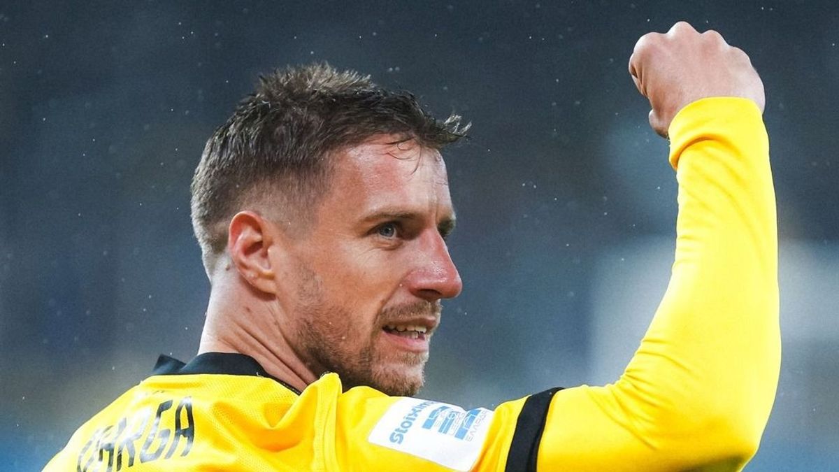 Varga Barnabás miatt súlyos döntést kellett hoznia az AEK Athén edzőjének