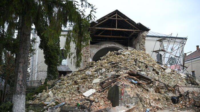 Leomlott a szilágycsehi református templom tornya