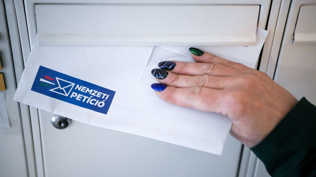 „Nem szeretnénk háborút” – ezért töltötték ki már több százezren a nemzeti petíciót