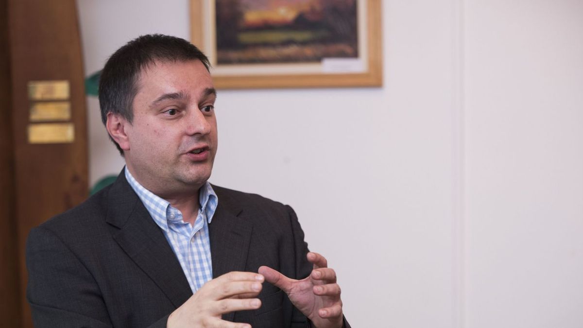 Kiszelly Zoltán: A magyarok jelentős többsége támogatja a kormány hídépítő külpolitikáját