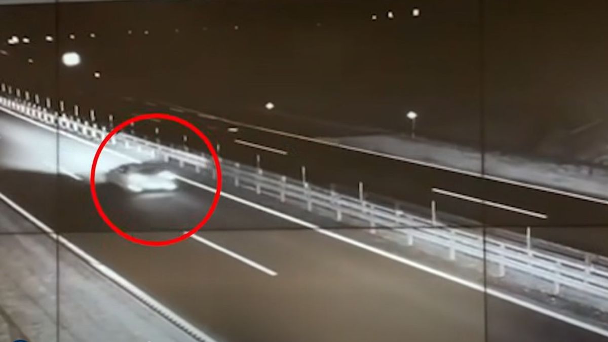 Hajmeresztő jelenet: forgalommal szemben hajtottak egy magyar sztrádán + videó