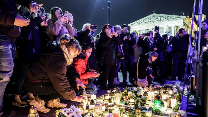 Fenyő Miklós megemlékezés Hősök tere