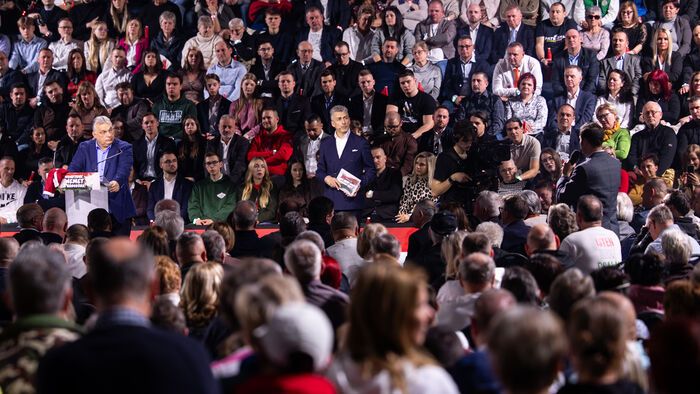 DPK Esztergom
Fidesz kampány
Orbán Viktor