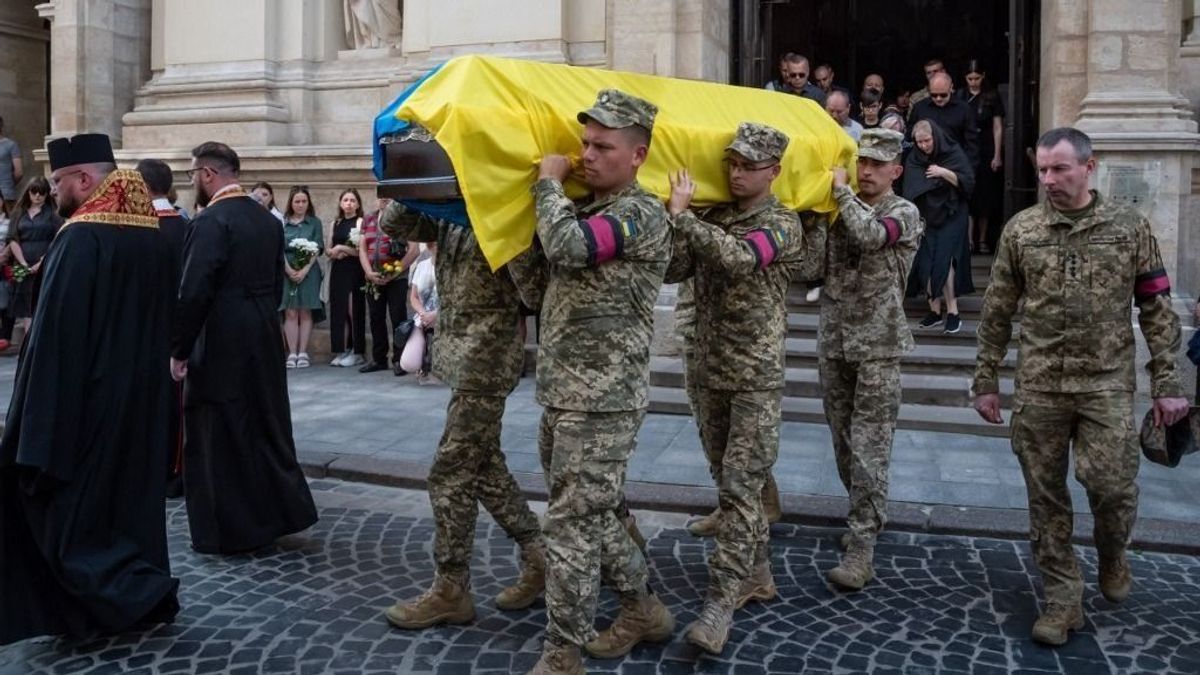 Szentkirályi Alexandra: A háború kegyetlensége nem riogatás, nem félelemkeltés + videó