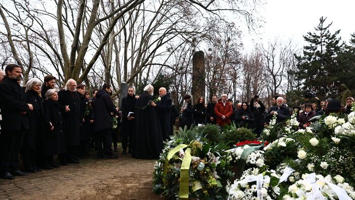 Tarr Béla temetése