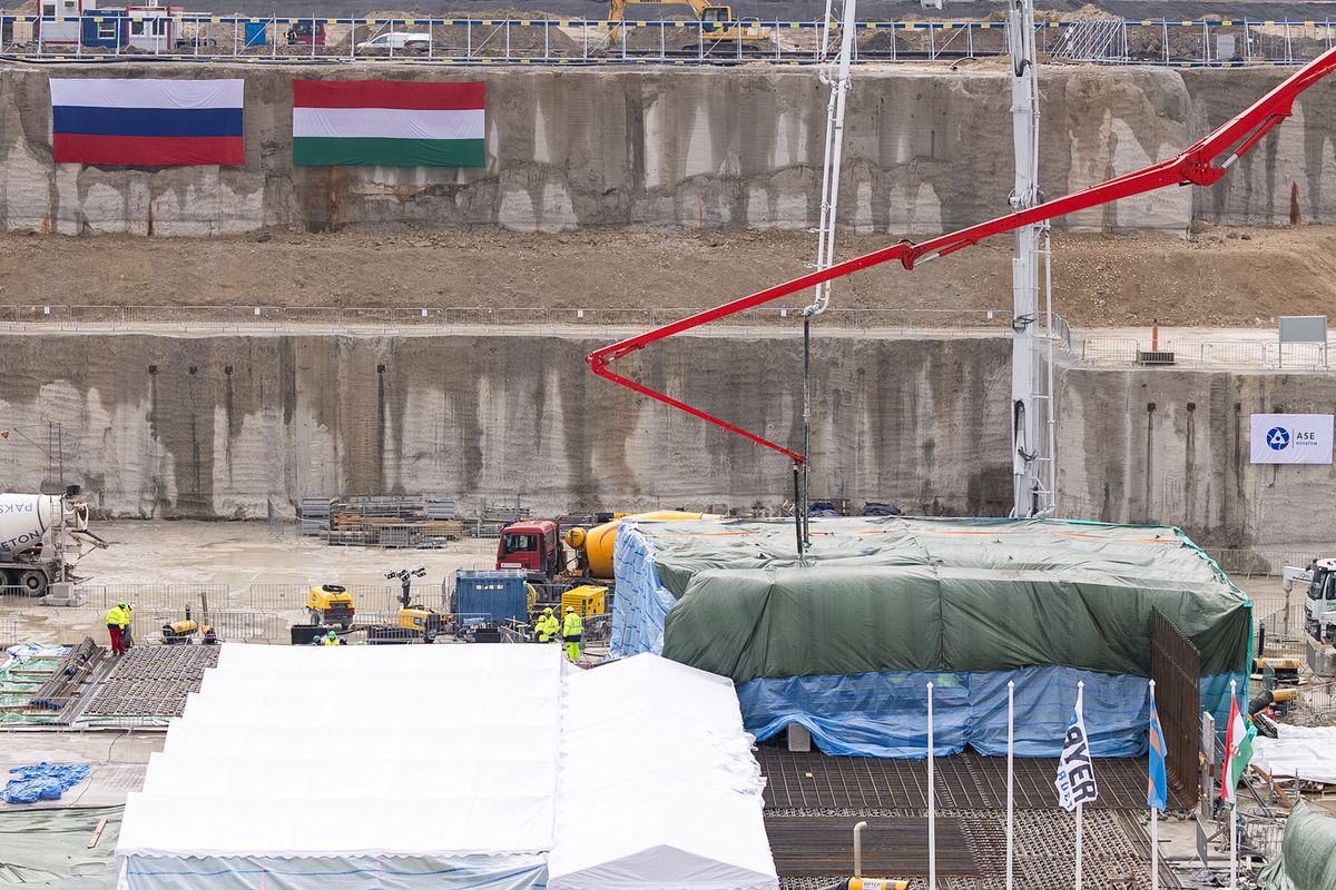 Paks II betonalap öntése