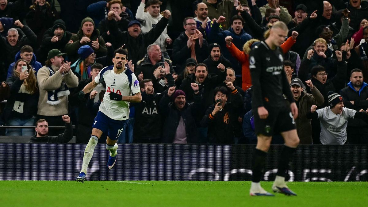 Puskás-díjas találathoz hasonló csodagól után újabb fordulat a Premier League aranycsatájában
